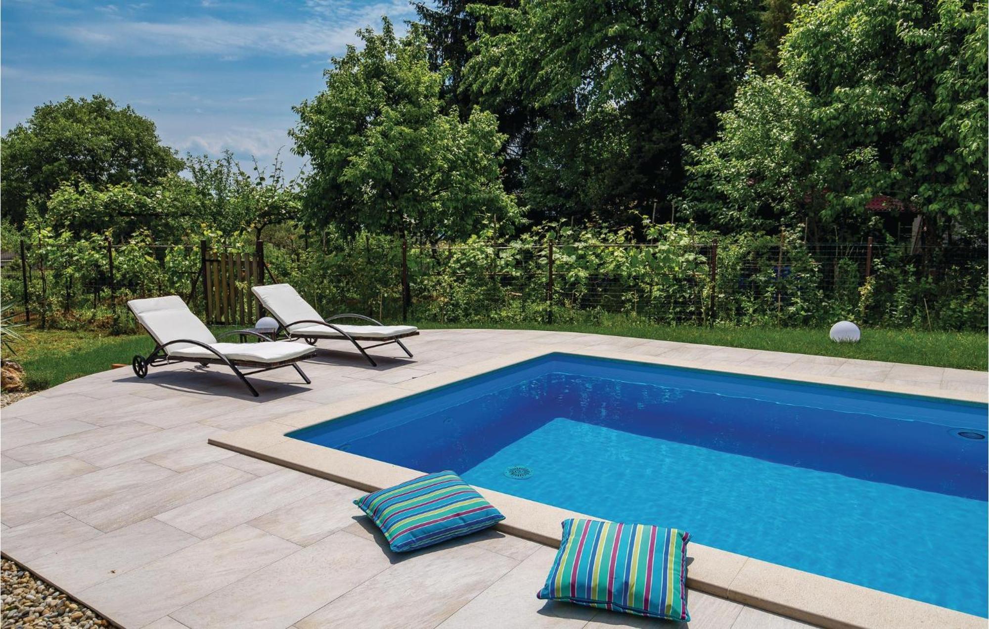Lovely Home In Matulji With Outdoor Swimming Pool Экстерьер фото